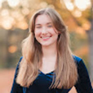 Meet your Posher, Nia
